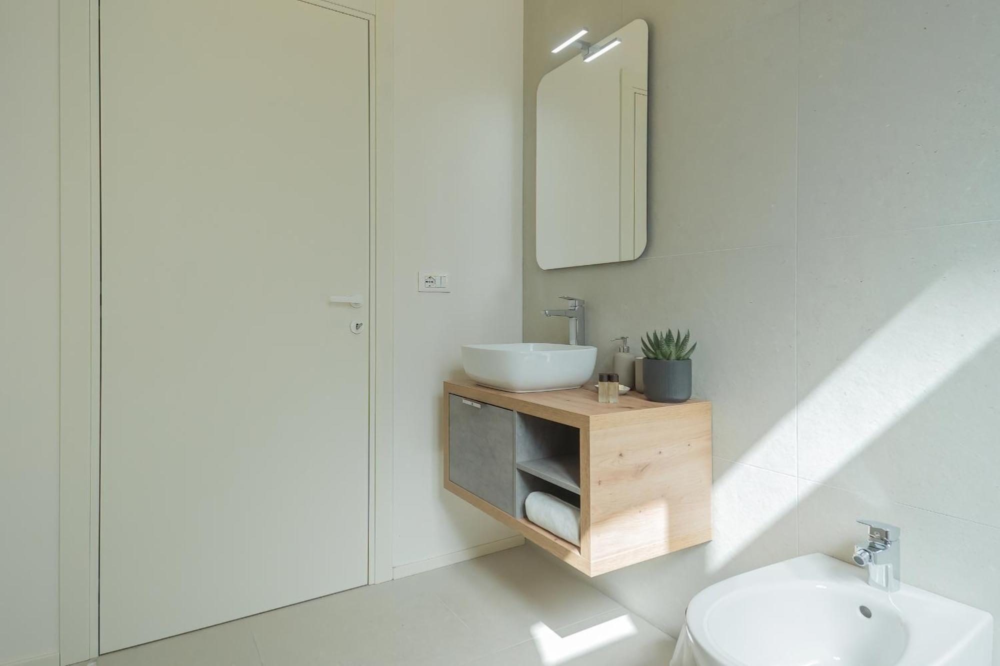 Manaraquattro - Apartament In Como Near The Center With Free Parking - Lake Como Exterior foto